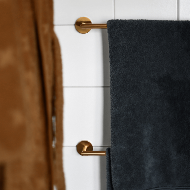 Hndkldestang, CLASSIC 60 cm, mat messing - ELEMENTS