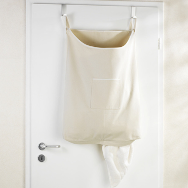 Pladsbesparende vasketøjskurv