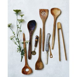 Nicolas Vah Spatel i akacietr - Natur