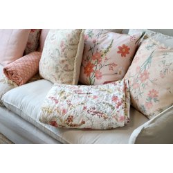 Chic Antique Aix Quilt m. vilde blomster 130x180 cm - creme