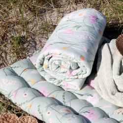 Chic Antique Aix Quilt grn m. blomster, 130x180 cm