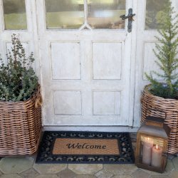 Chic Antique Welcome d�rm�tte i natur kokos og sort gummi med filigranm�nster. hyggelig velkomst foran hovedd�r