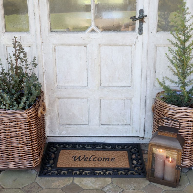 Chic Antique Welcome d�rm�tte i natur kokos og sort gummi med filigranm�nster. hyggelig velkomst foran hovedd�r