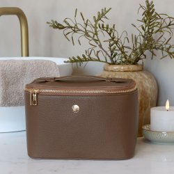 Chic Antique Toilettaske, Coffee 17x22x14 cm