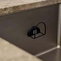 DESIGNSTUFF DRIP Holder til svampe, sort