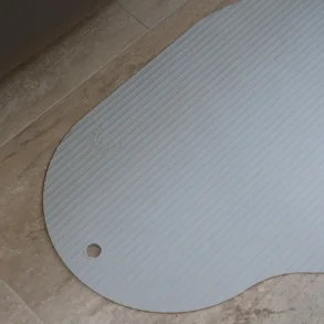DESIGNSTUFF CURV Silikone skridsikker badem�tte, lysegr�