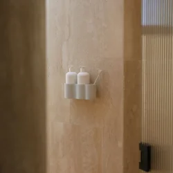 DESIGNSTUFF CURV S�beholder til bad, silikone/selvkl�bende, lysegr�