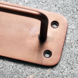 House Doctor Toiletrulleholder, Pati, Bruneret messing