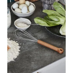 House Doctor Piskeris Eya, Natur