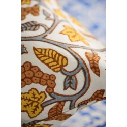 Ib Laursen Pudebetr�k Annika hvid m/gr�, gule og orange vinranker 50 x 50 cm