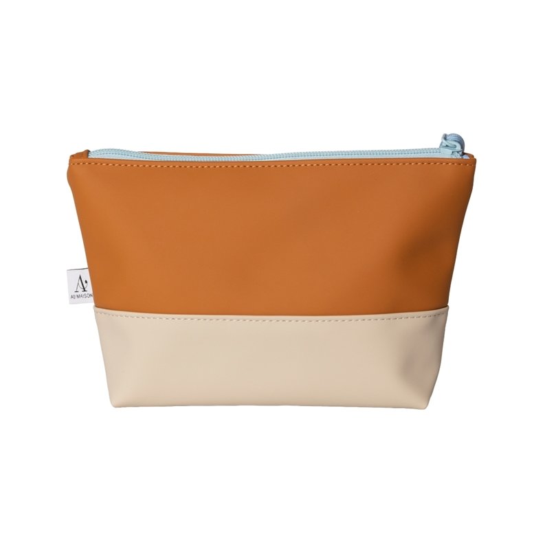 Au Maison kosmetiktaske i brun og beige coated tekstil med lysebl� lynl�s