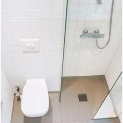 Brusevg 25x200 cm, 8 mm klart glas 