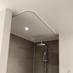 Badeforhngsstang til hjrne, vinkel , loftmonteret - Aquatrend